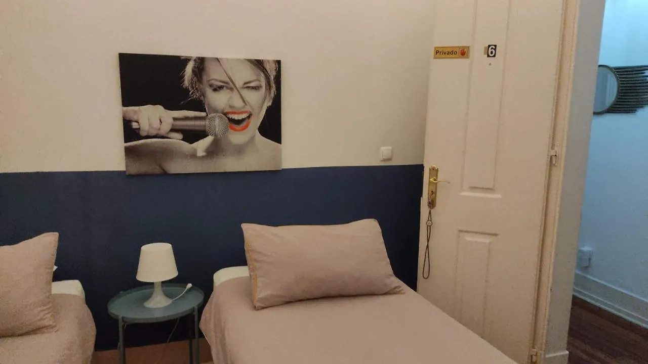 No Limit Alfama Guesthouse Lisbona 2*,