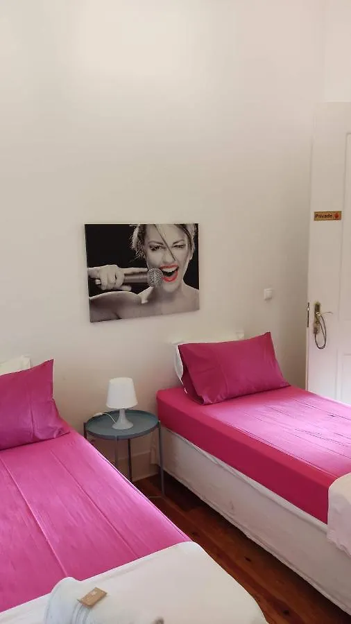 No Limit Alfama Guesthouse Lisbon 2*,  Portugal